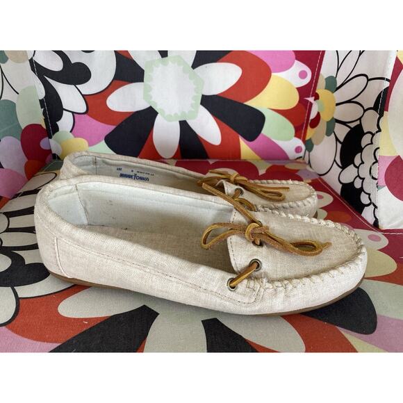 Minnetonka Moccasin Flats Slip-On Shoes Beige Canvas shoes Size 9 - Picture 5 of 8